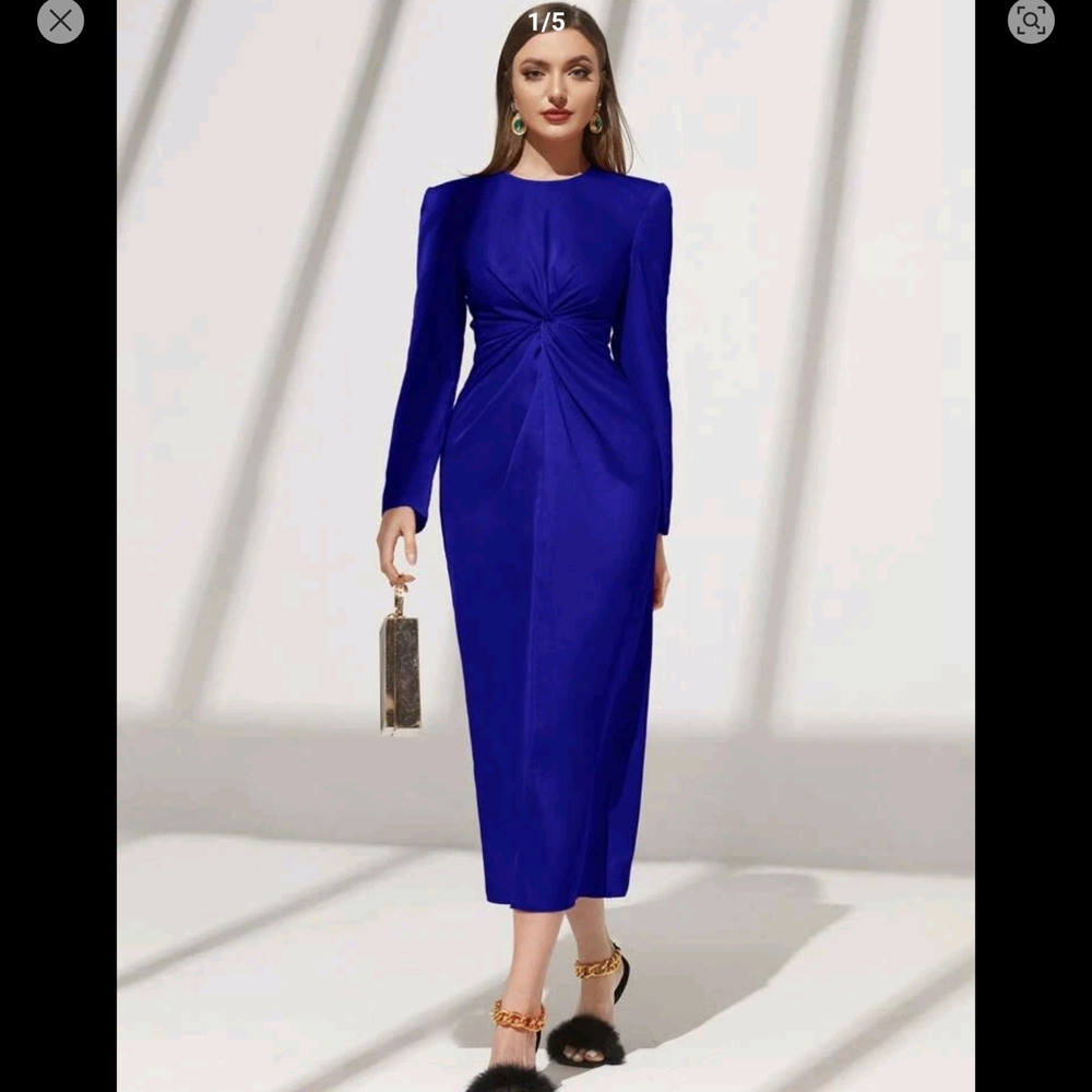 Elegant Blue Long Sleeve Dress